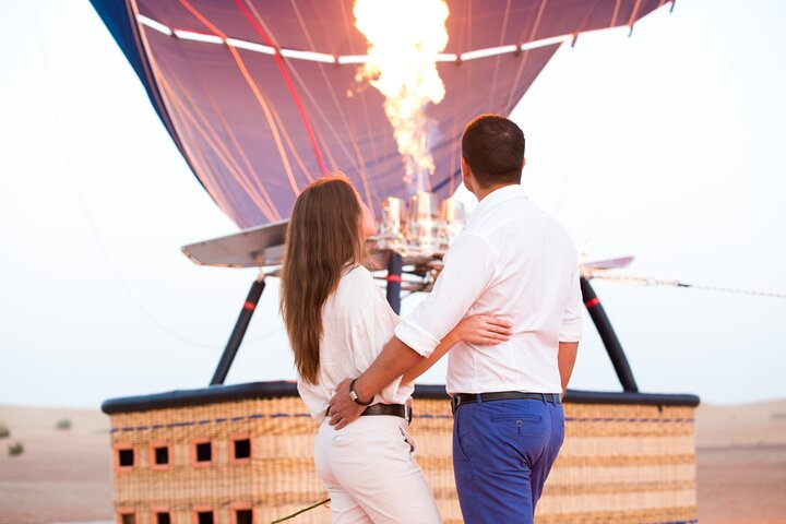 Hot Air Balloon Flight in Dubai with Dune bashing and Quad bikes - Photo 1 of 17